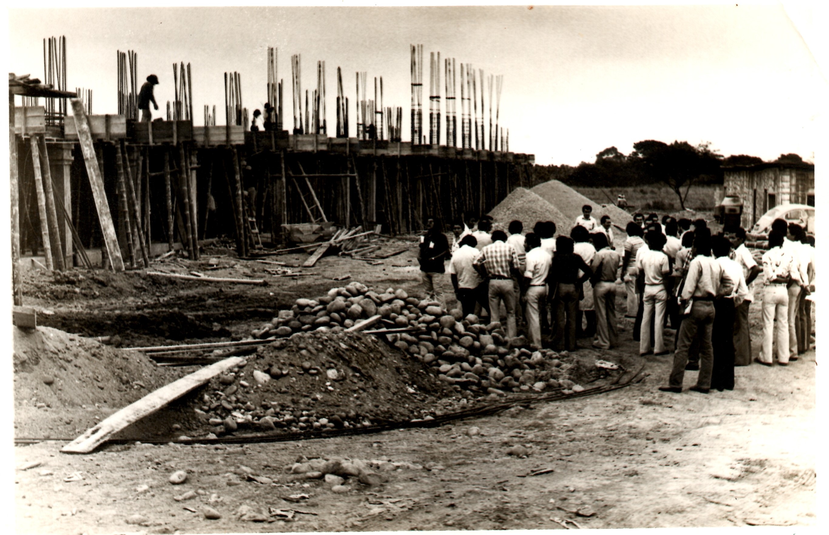  Foto de la construcción de 1980